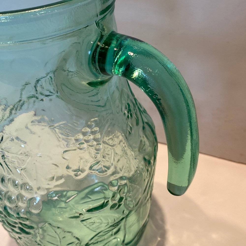Vintage Orchard Fruit Green 64 oz. Glass Pitcher - Picture 3 of 7